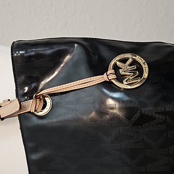 MICHAEL Michael Kors Jet Set Black Patent shoulder bag - Picture 3 of 14